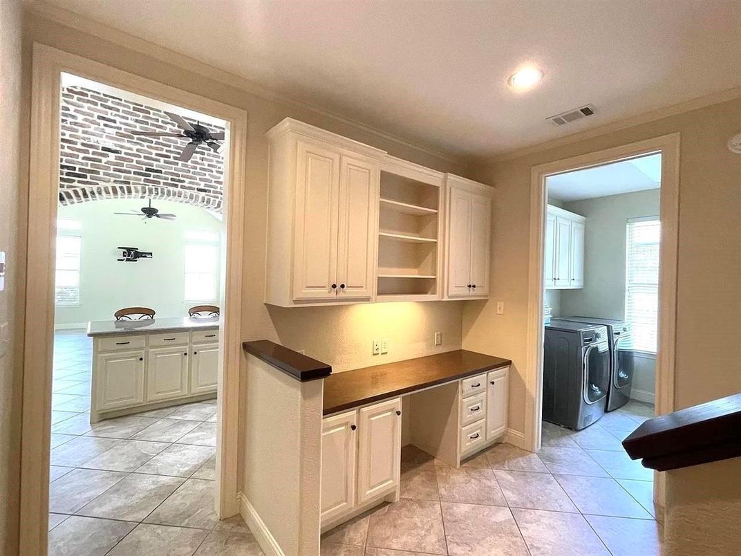 Interior, Recessed Lighting, Washer