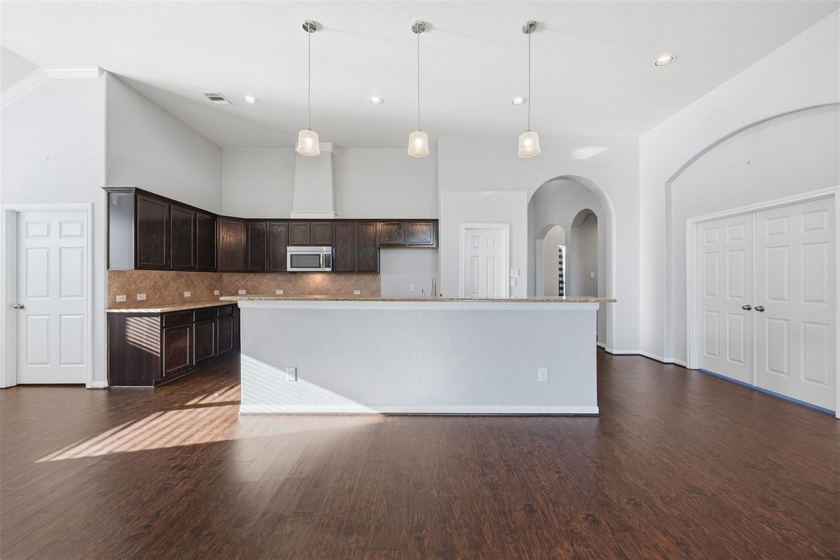 Interior, Kitchen, Pendant Lights, Recessed Lighting, Wood Texture Flooring