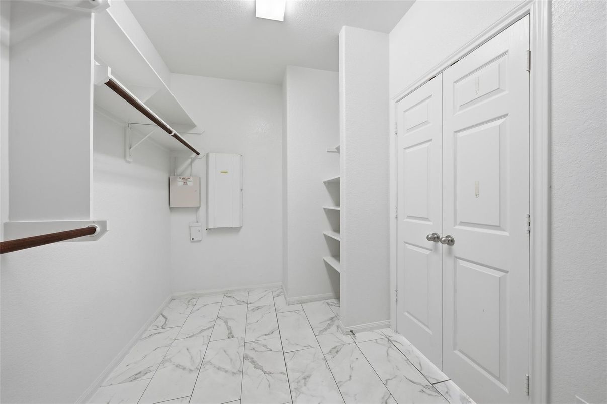 Interior, Marble, Walk-in Closets