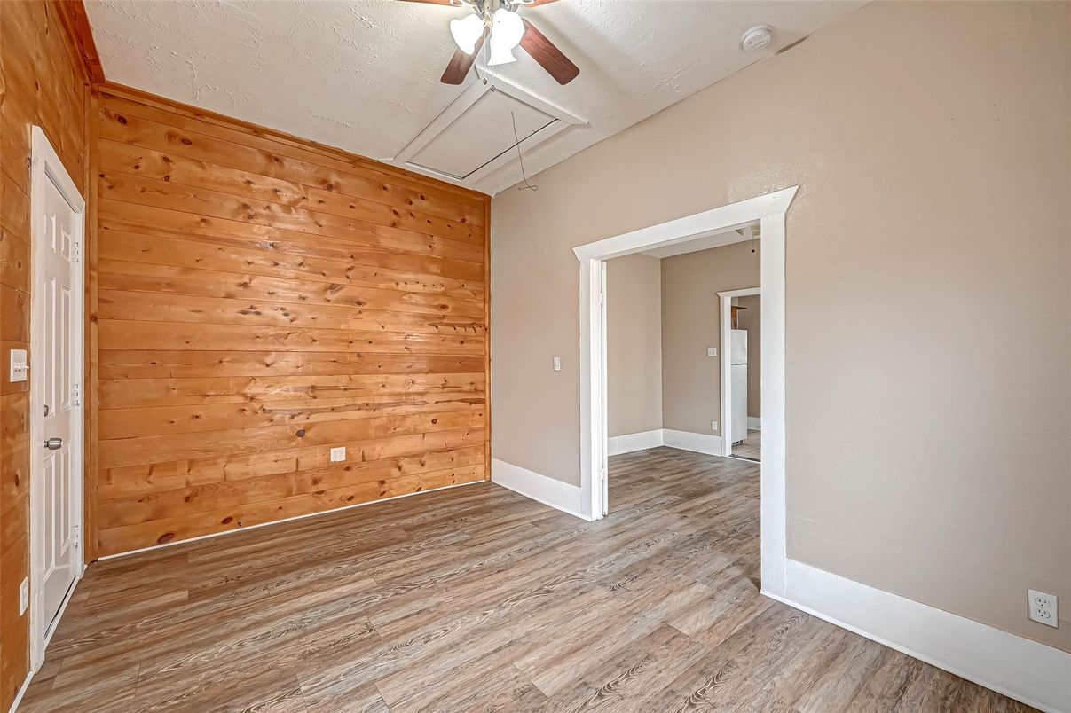 Empty room, Interior, Wood Texture Flooring, Wooden Walls