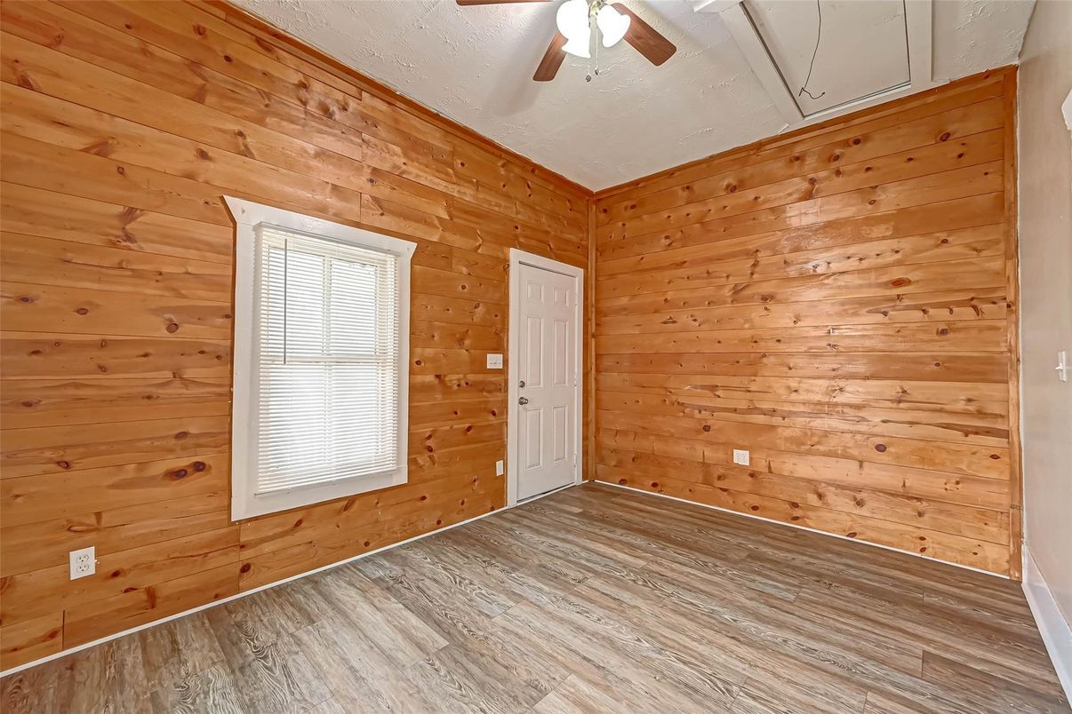 Empty room, Interior, Wood Texture Flooring, Wooden Walls