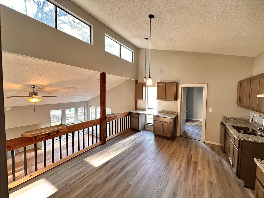 Interior, Kitchen, Pendant Lights, Wood Texture Flooring