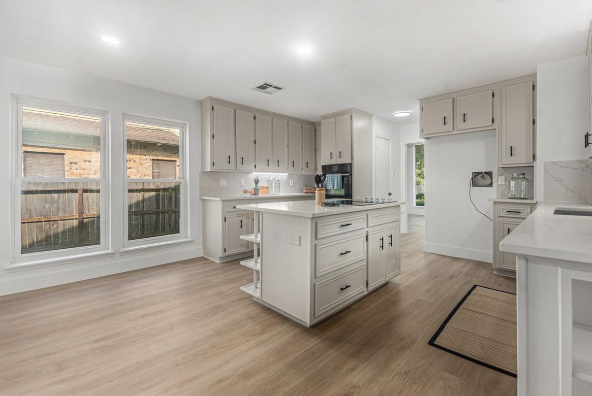 Interior, Kitchen, Recessed Lighting, Wood Texture Flooring