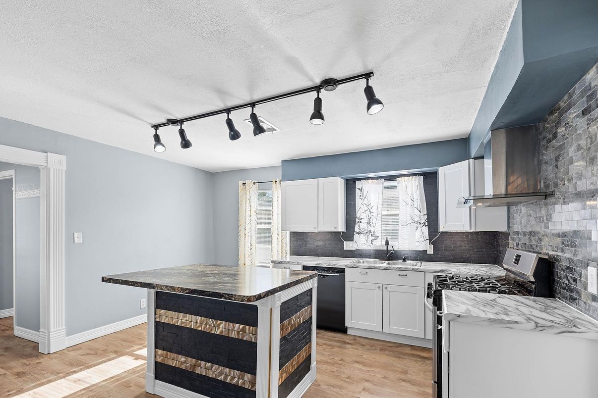 Interior, Kitchen, Stainless Steel Appliances, Wood Texture Flooring