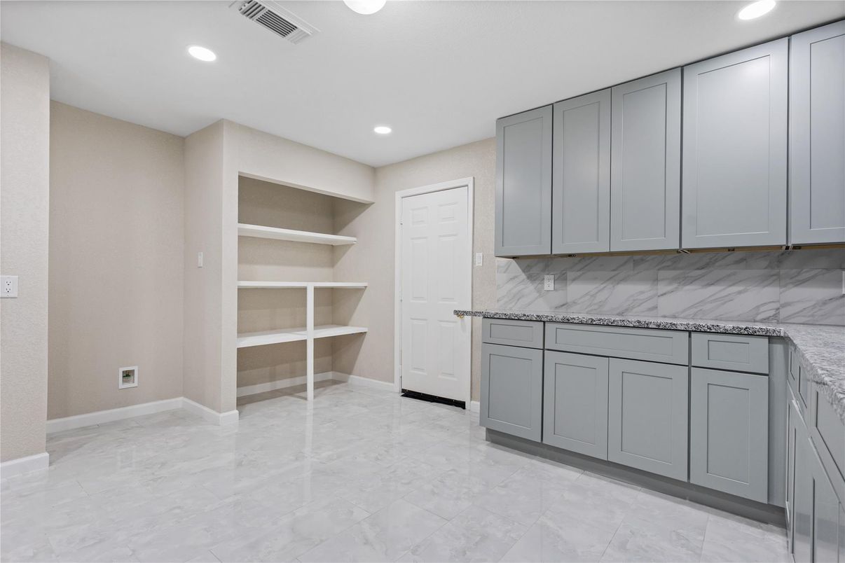 Interior, Marble, Recessed Lighting