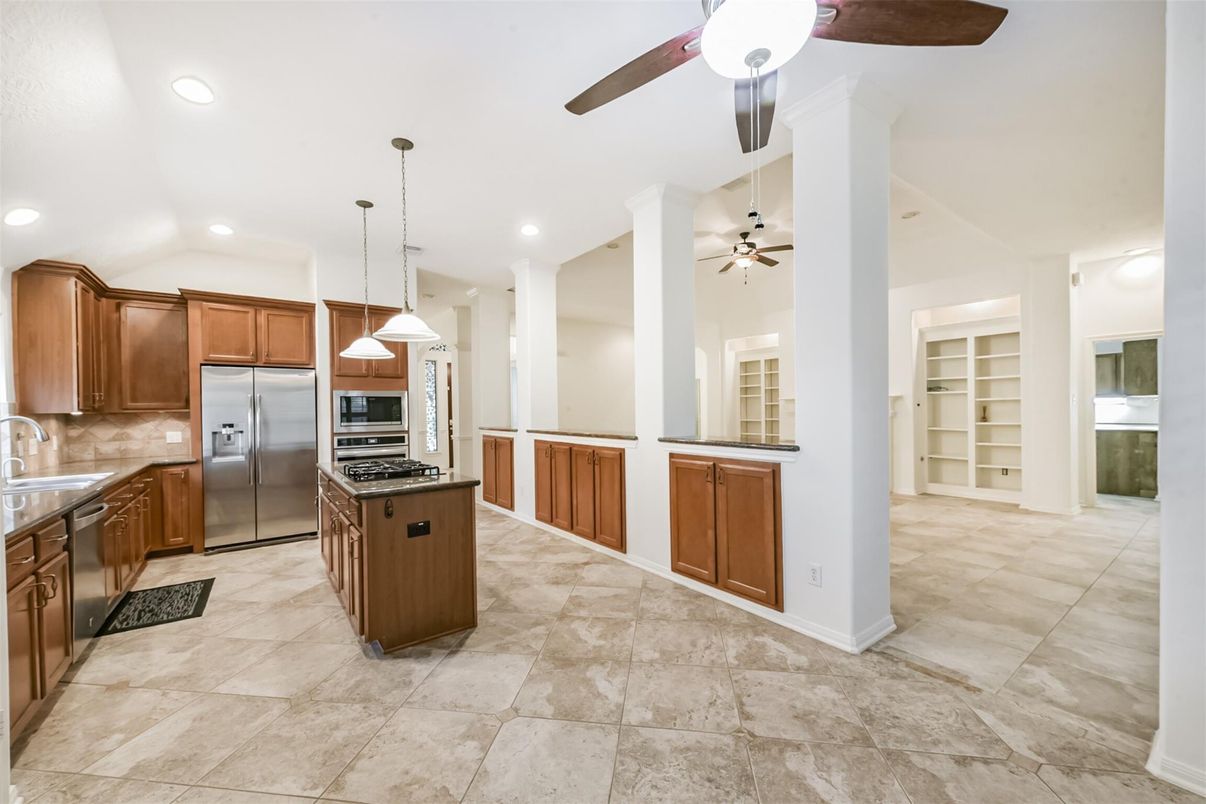 Interior, Kitchen, Pendant Lights, Recessed Lighting, Stainless Steel Appliances
