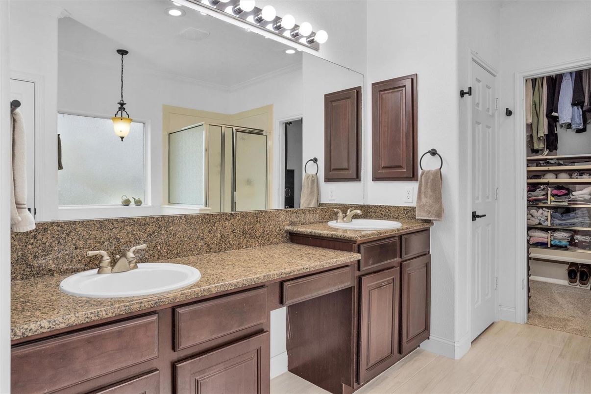 Bathroom, Dual Sink Vanities, Interior, Pendant Lights, Wood Texture Flooring