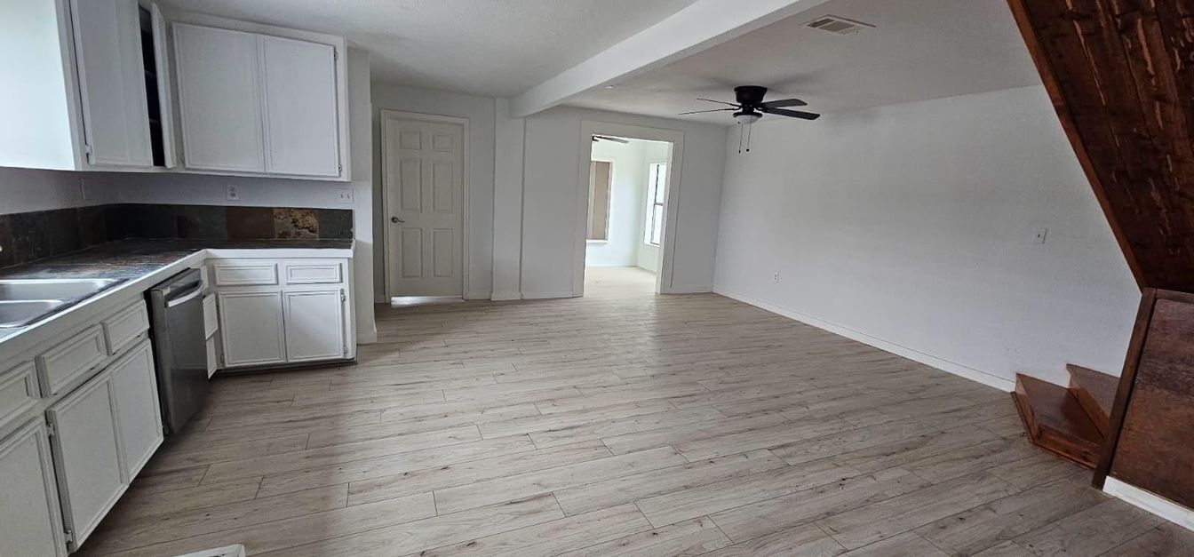 Empty room, Interior, Kitchen, Wood Texture Flooring