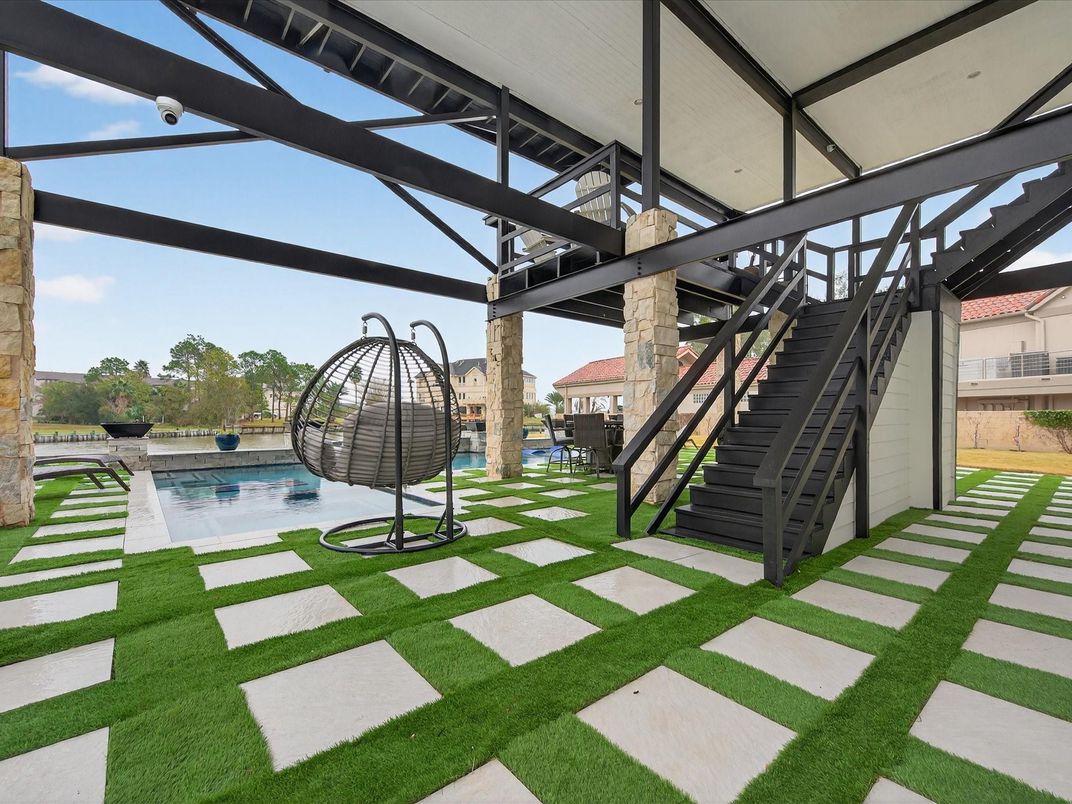 Backyard, Exterior, Pool