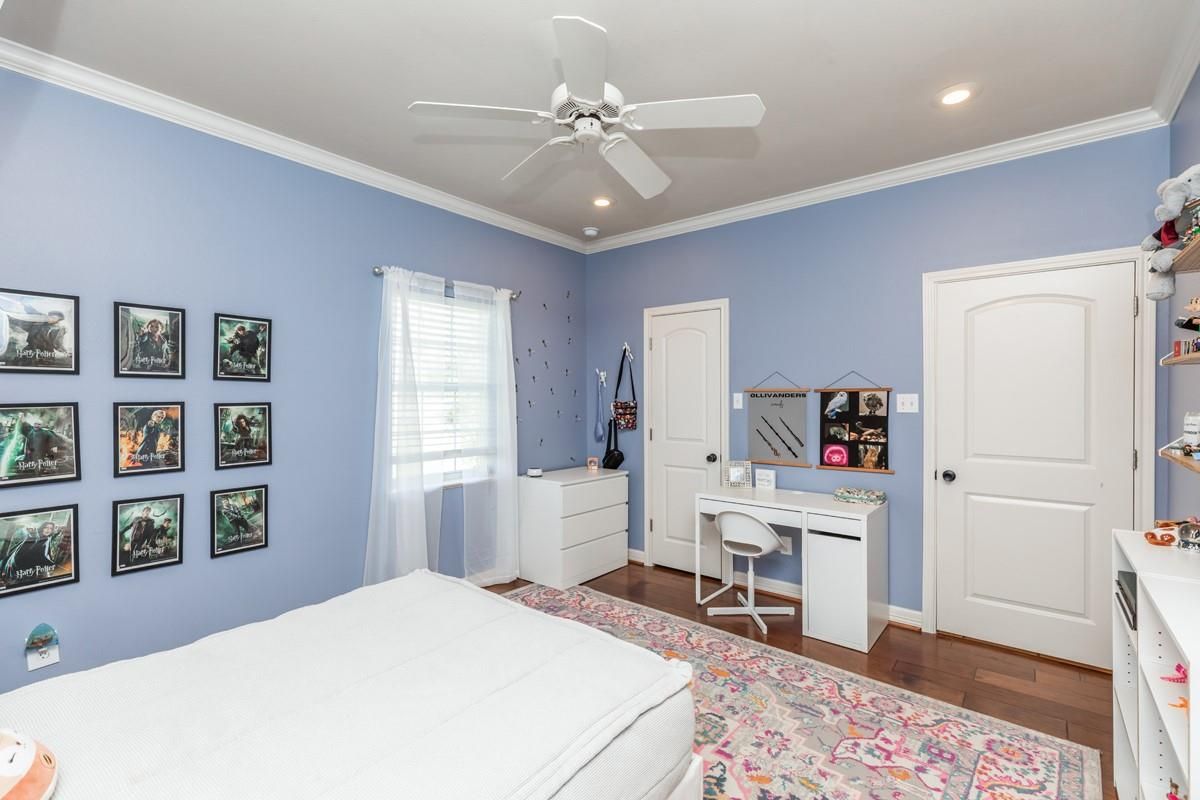 Bedroom, Home Office, Interior, Recessed Lighting, Wood Texture Flooring