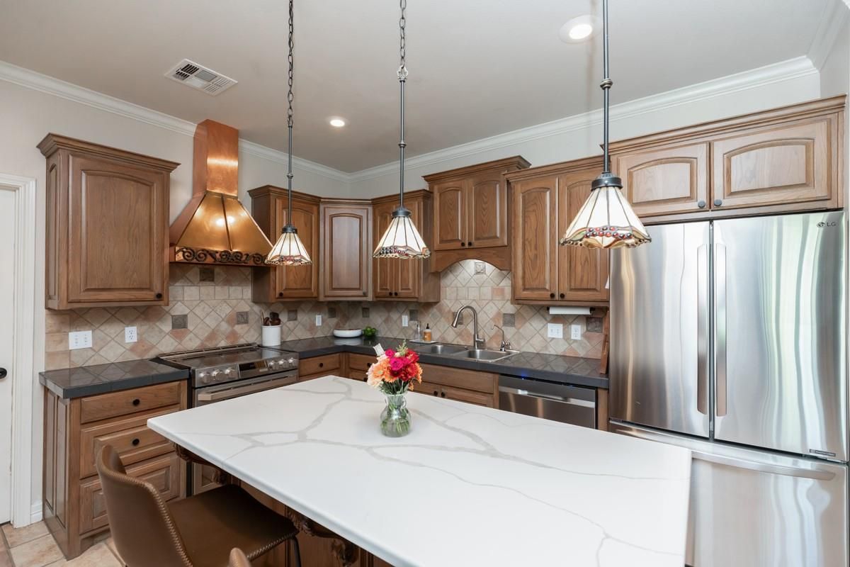 Interior, Kitchen, Pendant Lights, Recessed Lighting, Stainless Steel Appliances