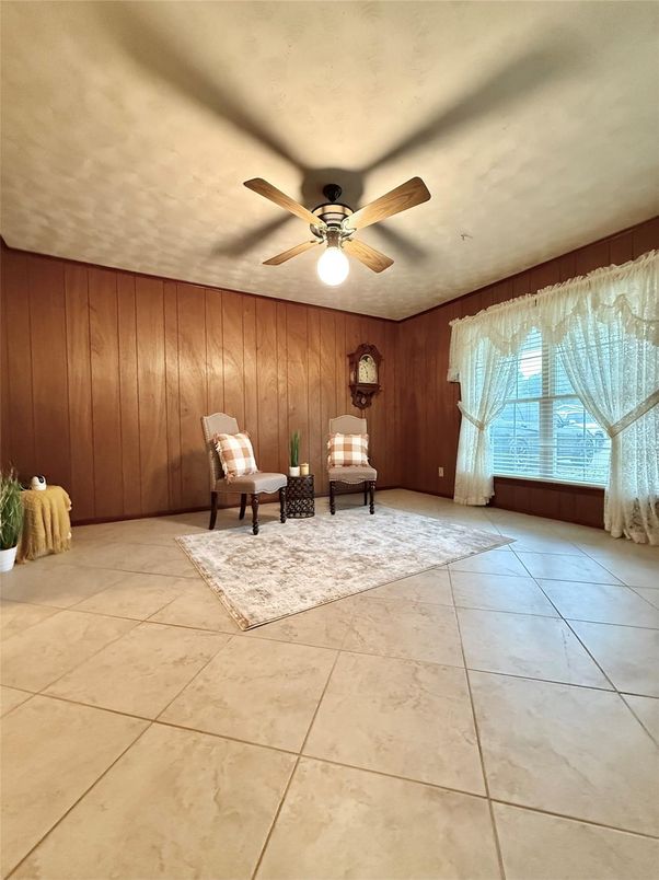Interior, Wooden Walls