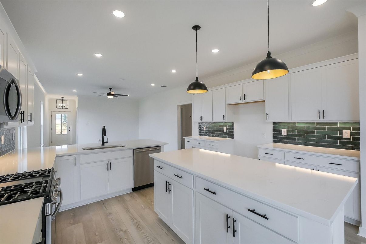 Interior, Kitchen, Pendant Lights, Recessed Lighting, Wood Texture Flooring
