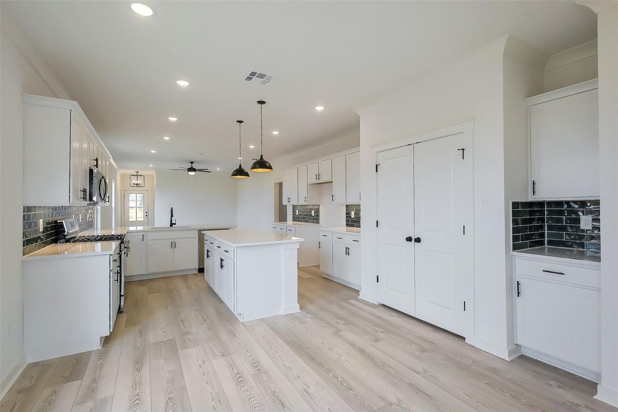 Interior, Kitchen, Pendant Lights, Recessed Lighting, Wood Texture Flooring