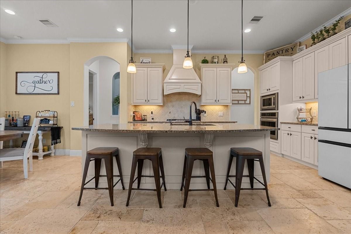 Interior, Kitchen, Pendant Lights, Recessed Lighting