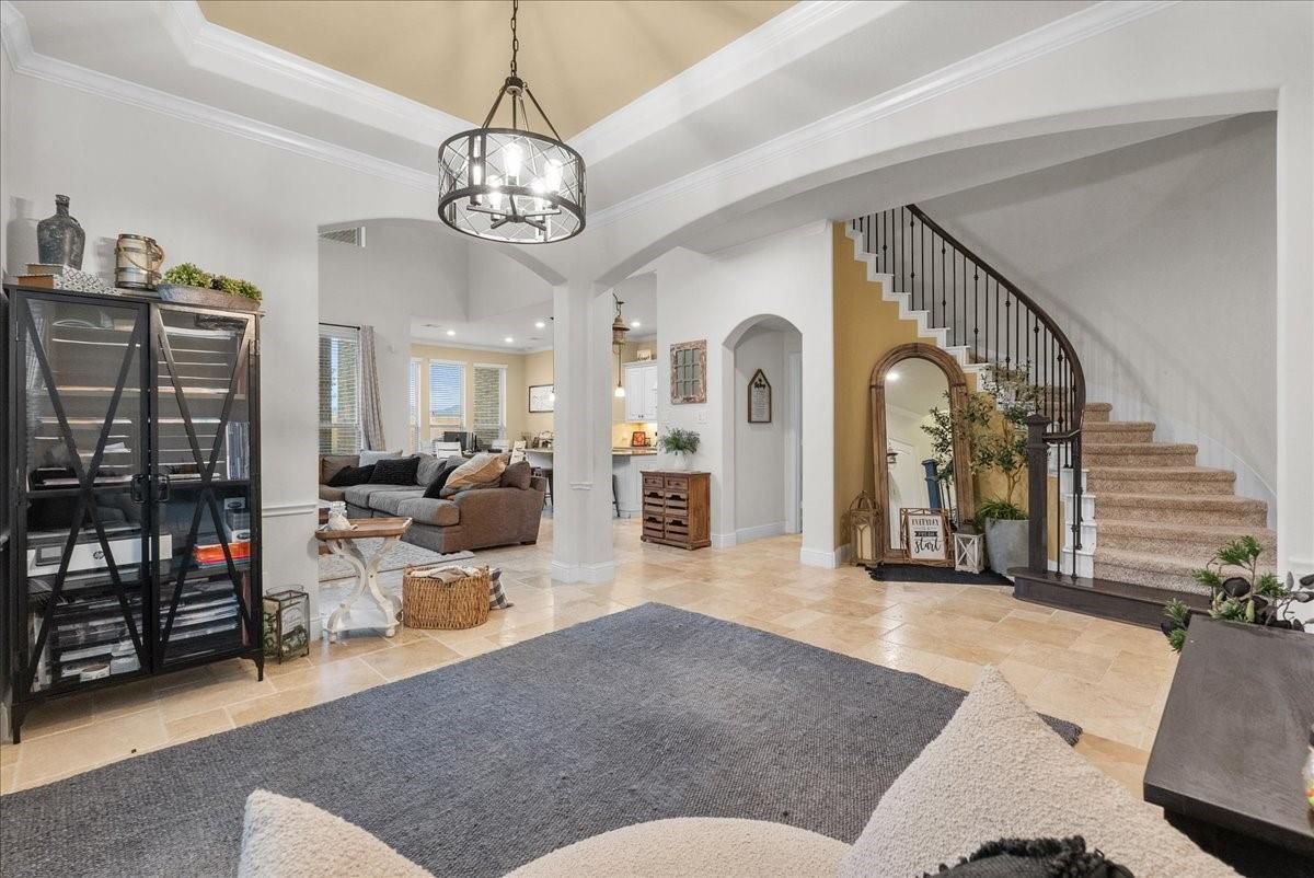 Interior, Living room, Pendant Lights, Recessed Lighting