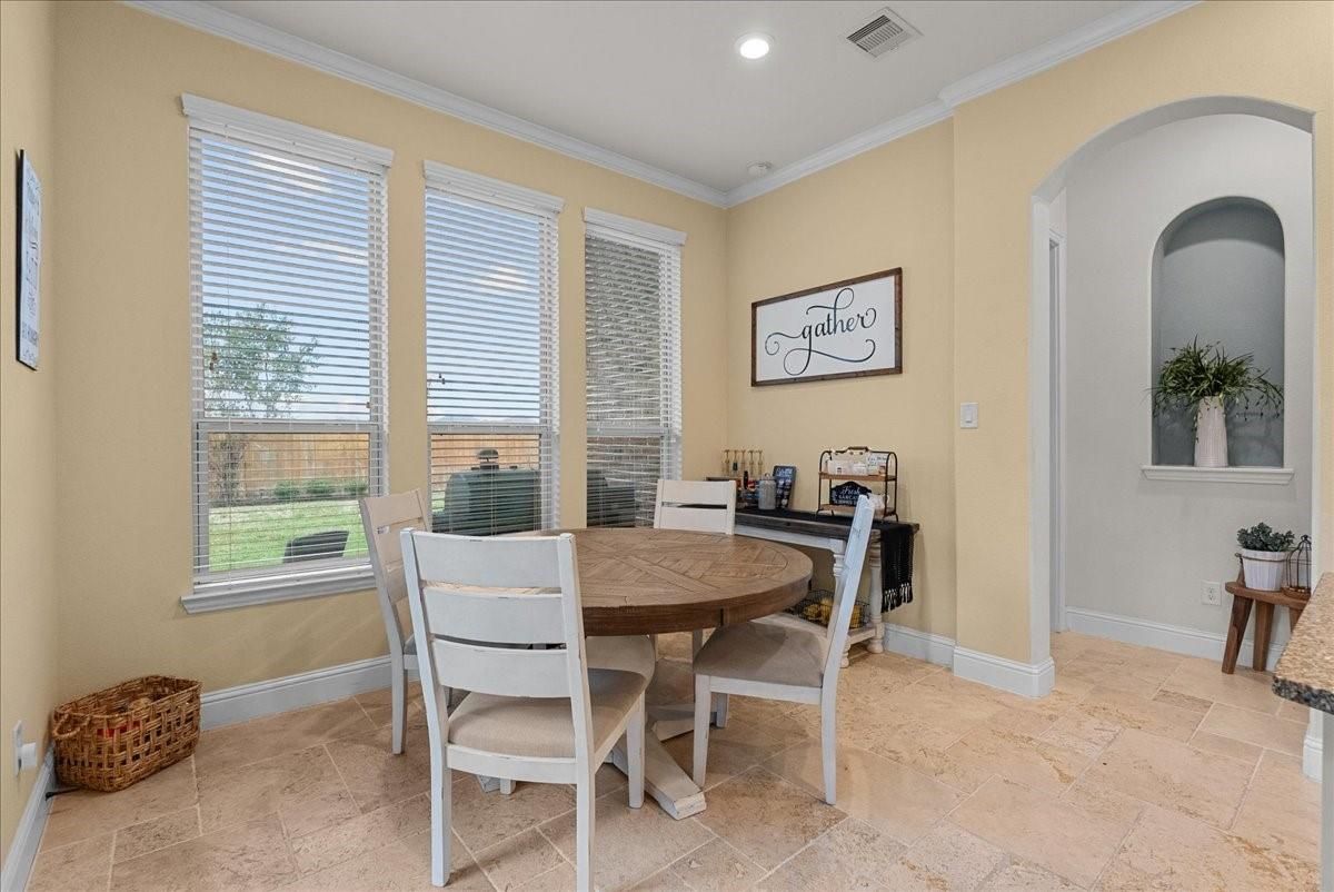 Dining room, Interior, Recessed Lighting