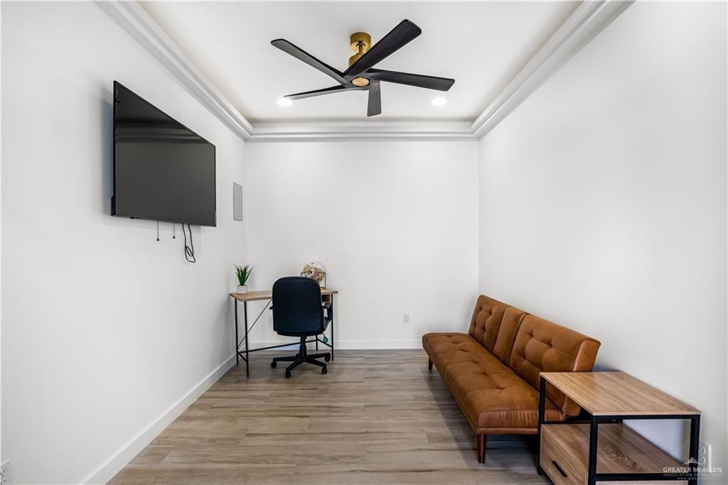 Home Office, Interior, Recessed Lighting, Wood Texture Flooring