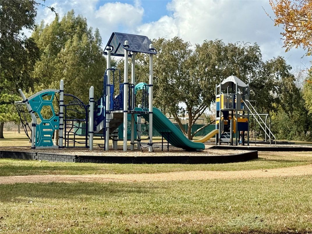 Backyard, Exterior, Playground