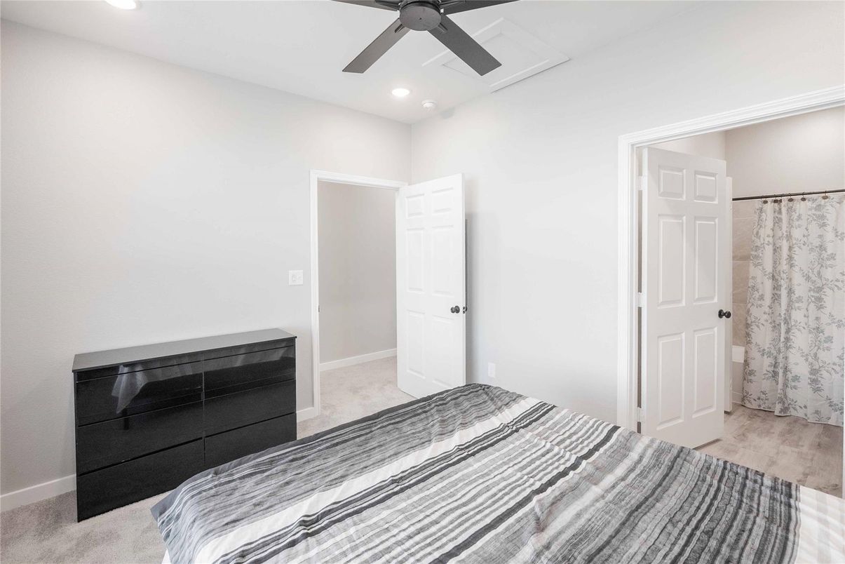 Bedroom, Interior, Recessed Lighting
