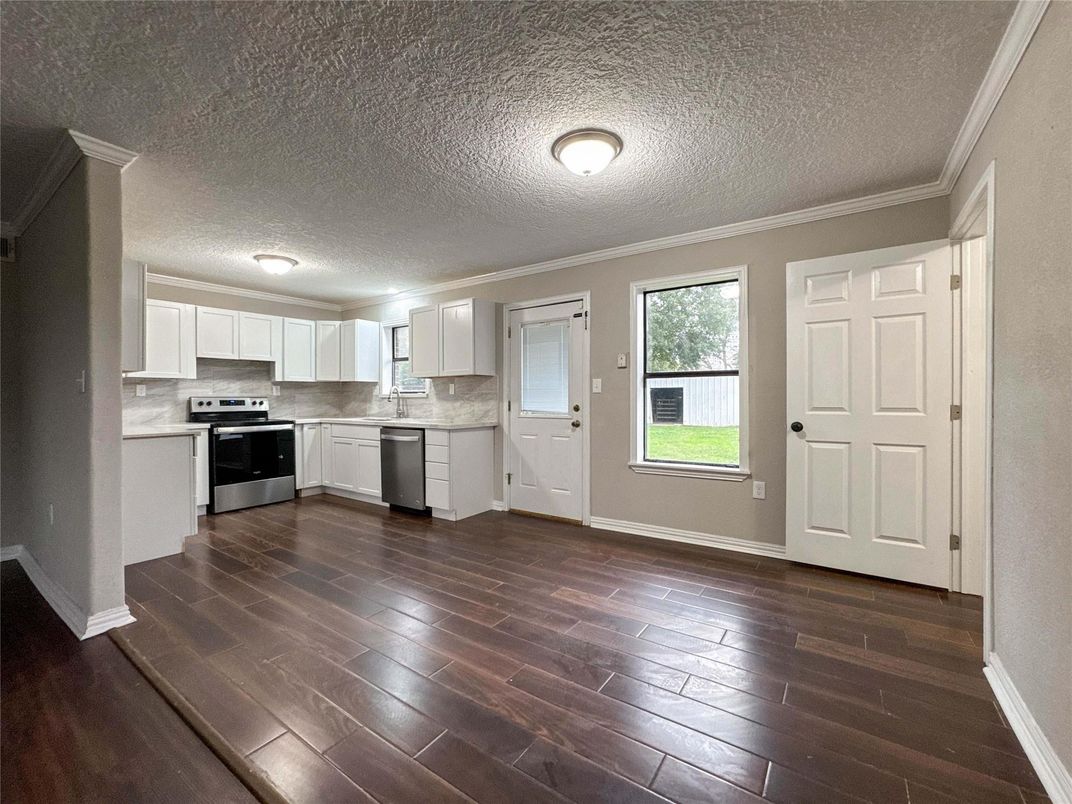 Interior, Kitchen, Stainless Steel Appliances, Wood Texture Flooring