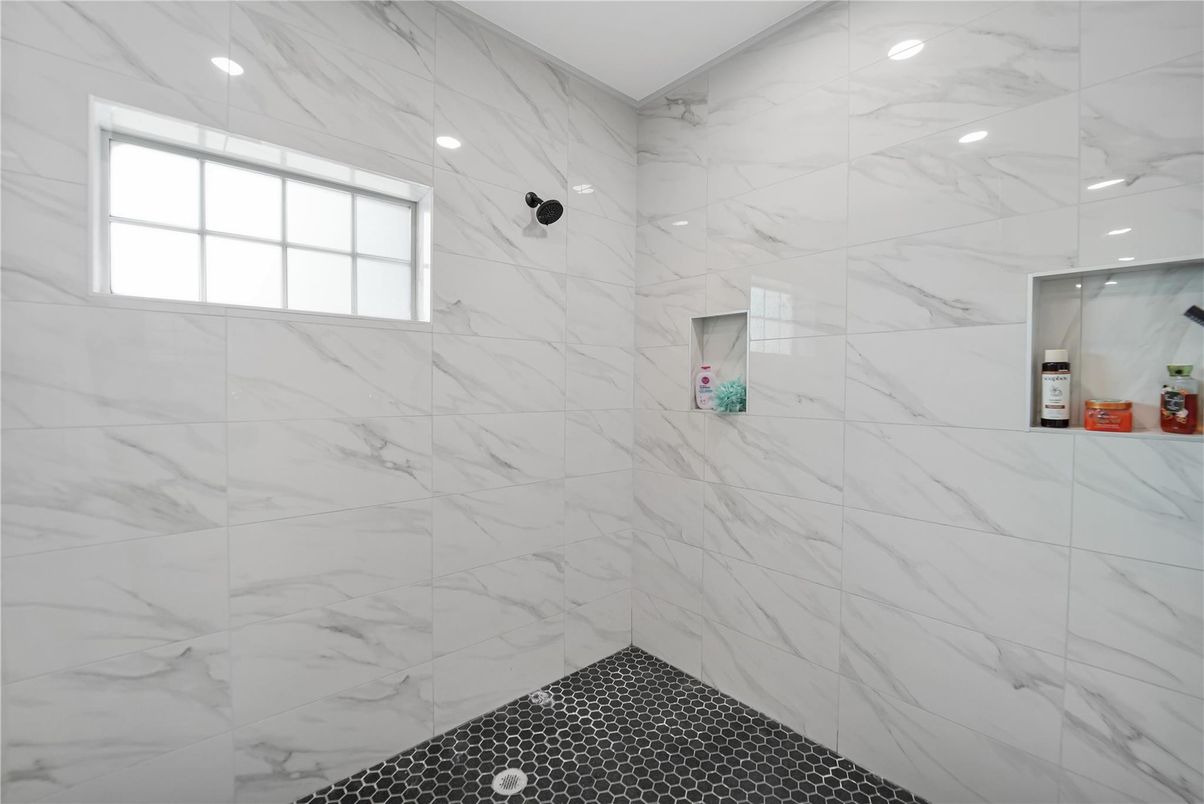 Bathroom, Interior, Marble Walls