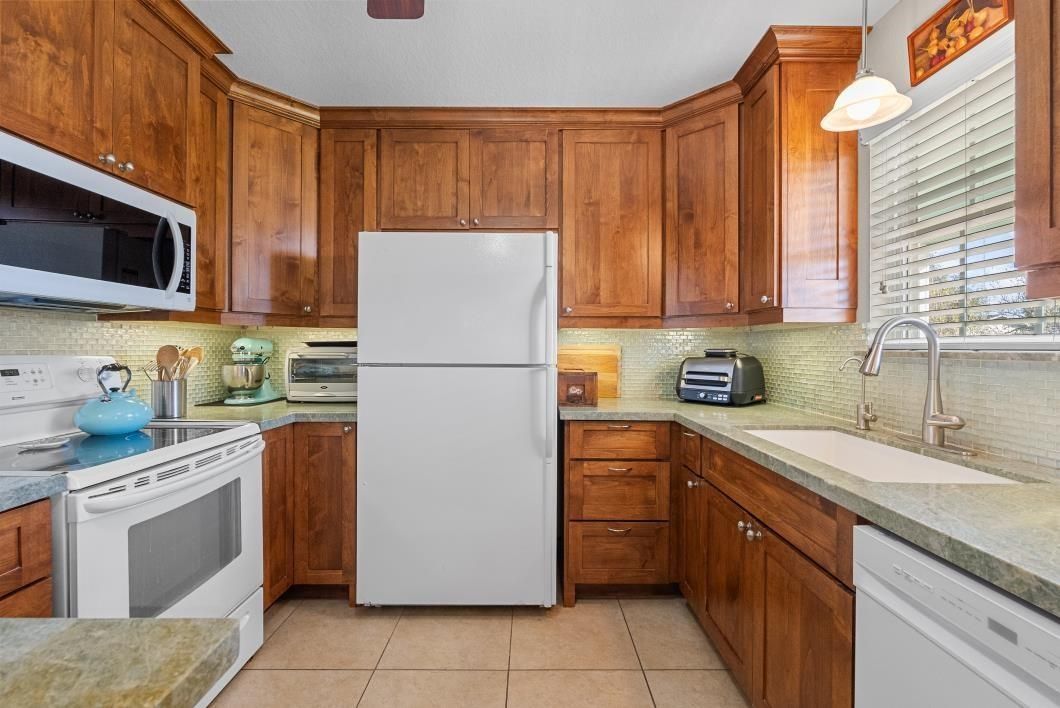 Interior, Kitchen, Pendant Lights