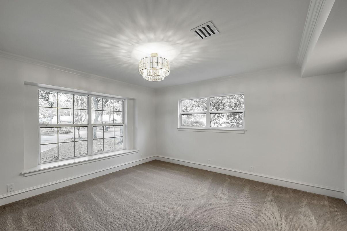Chandelier, Empty room, Interior
