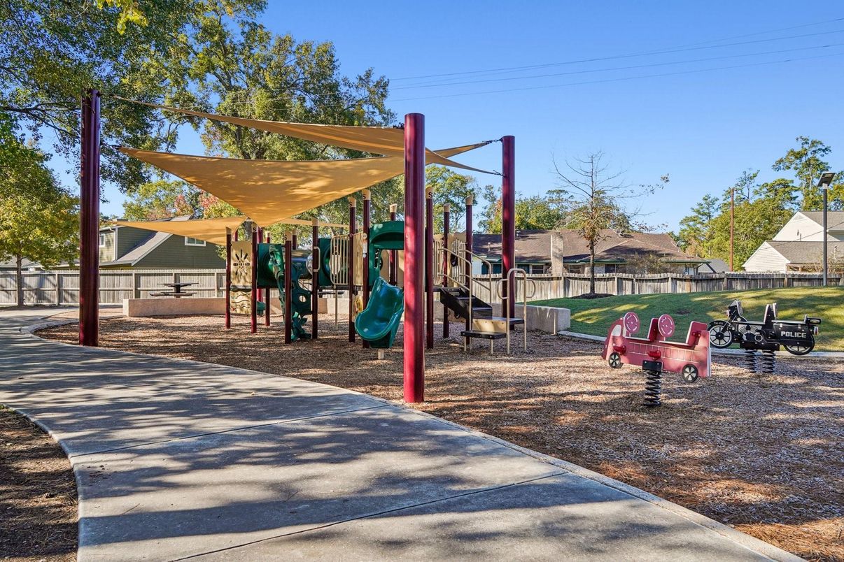 Backyard, Exterior, Playground