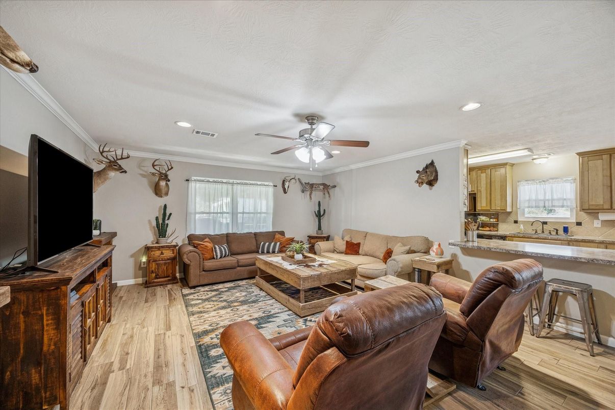 Interior, Living room, Recessed Lighting, Wood Texture Flooring