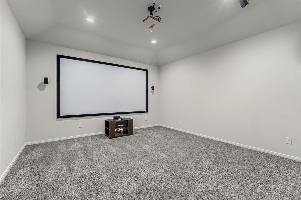 Empty room, Interior, Projection Screen, Recessed Lighting