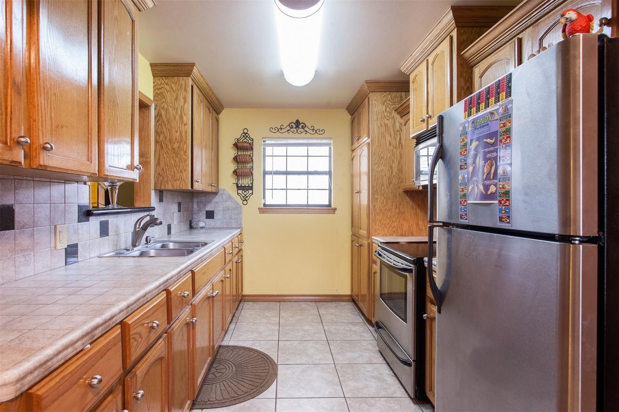 Interior, Kitchen, Tile Countertops
