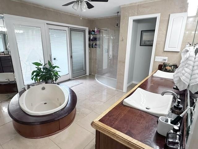 Bathroom, Glass Shower, Interior