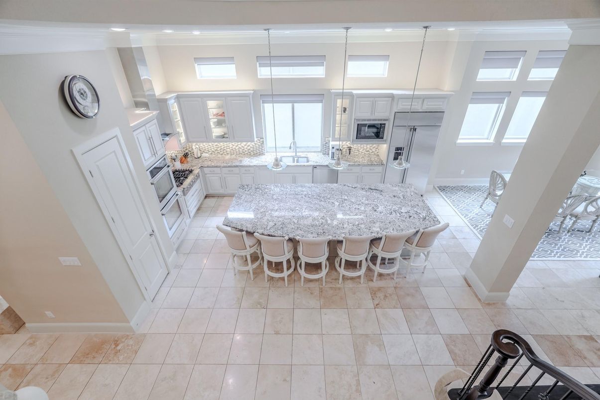 Dining room, Interior, Kitchen, Stainless Steel Appliances