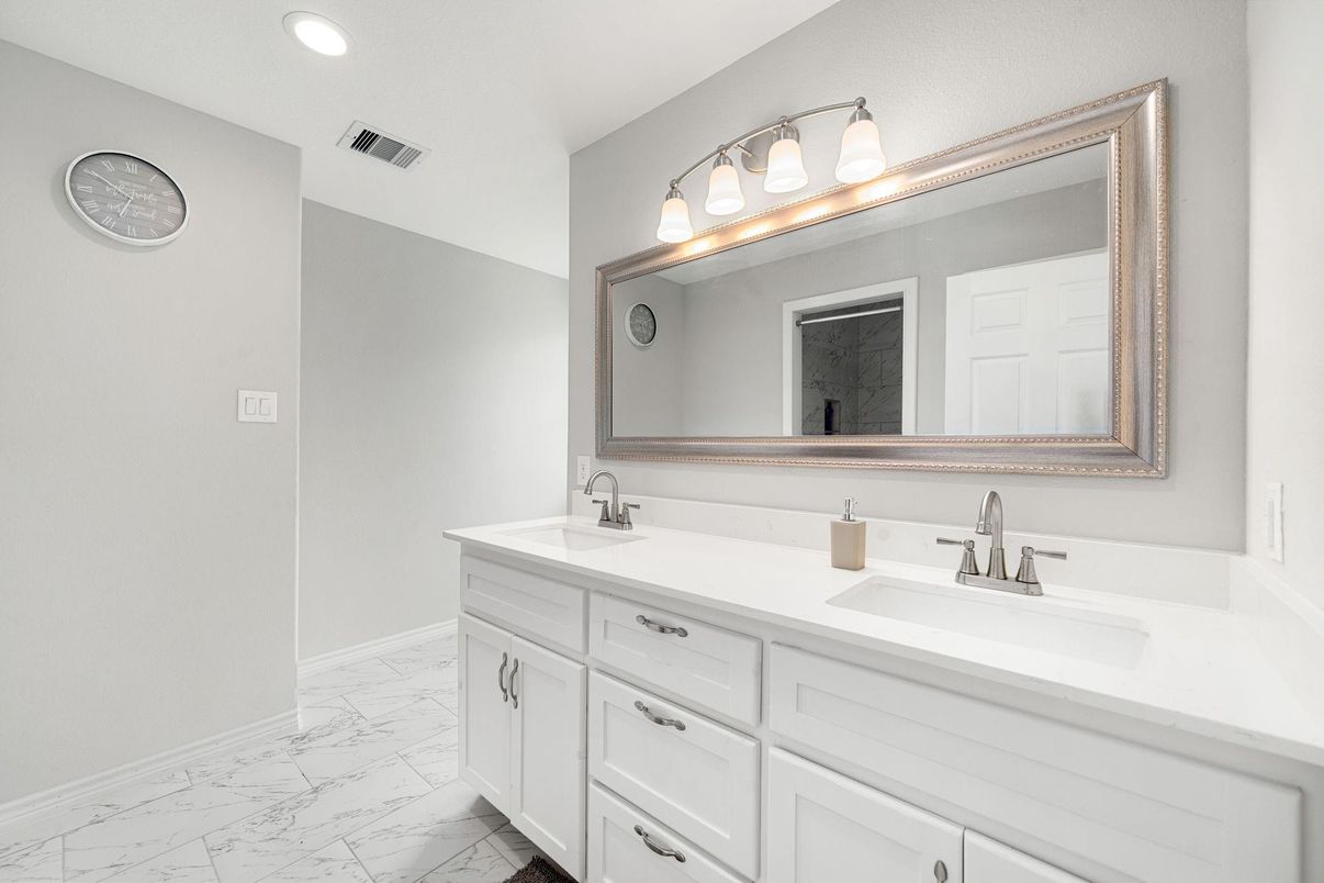 Bathroom, Dual Sink Vanities, Interior, Marble, Recessed Lighting