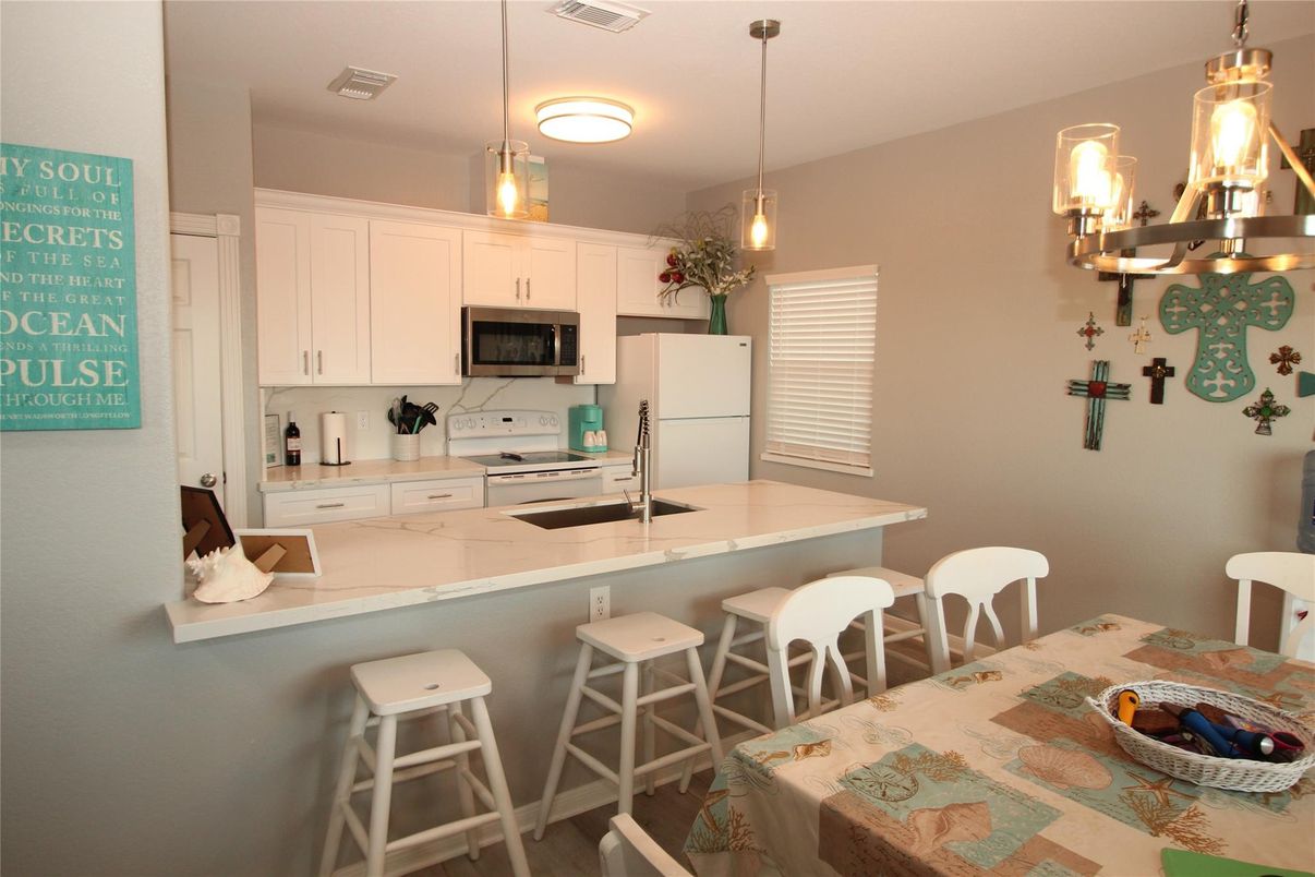 Interior, Kitchen, Pendant Lights