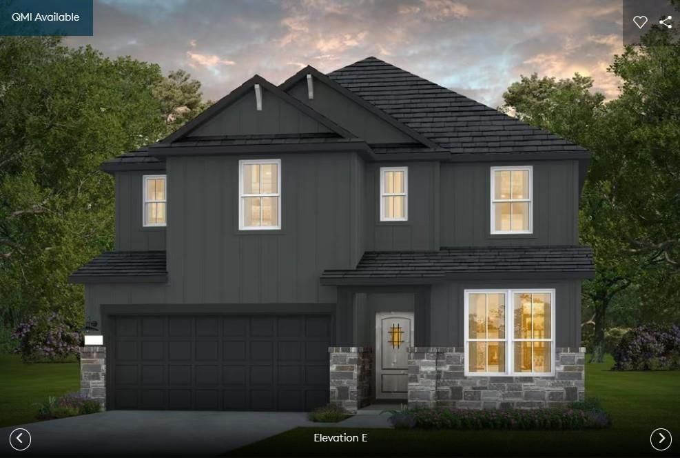 Attached, Exterior, Facade, Farmhouse