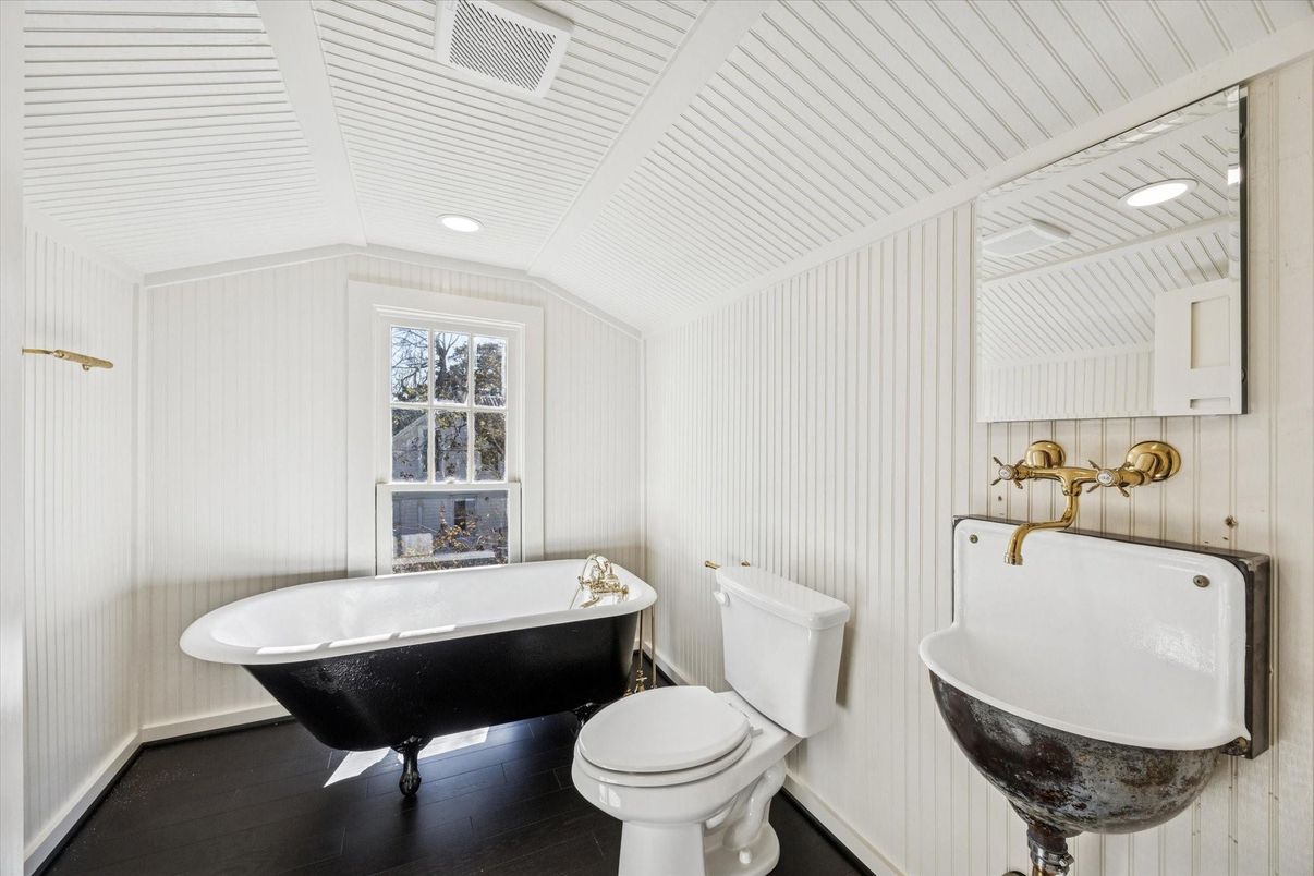 Bathroom, Free Standing Baths, Interior, Recessed Lighting, Wood Texture Flooring