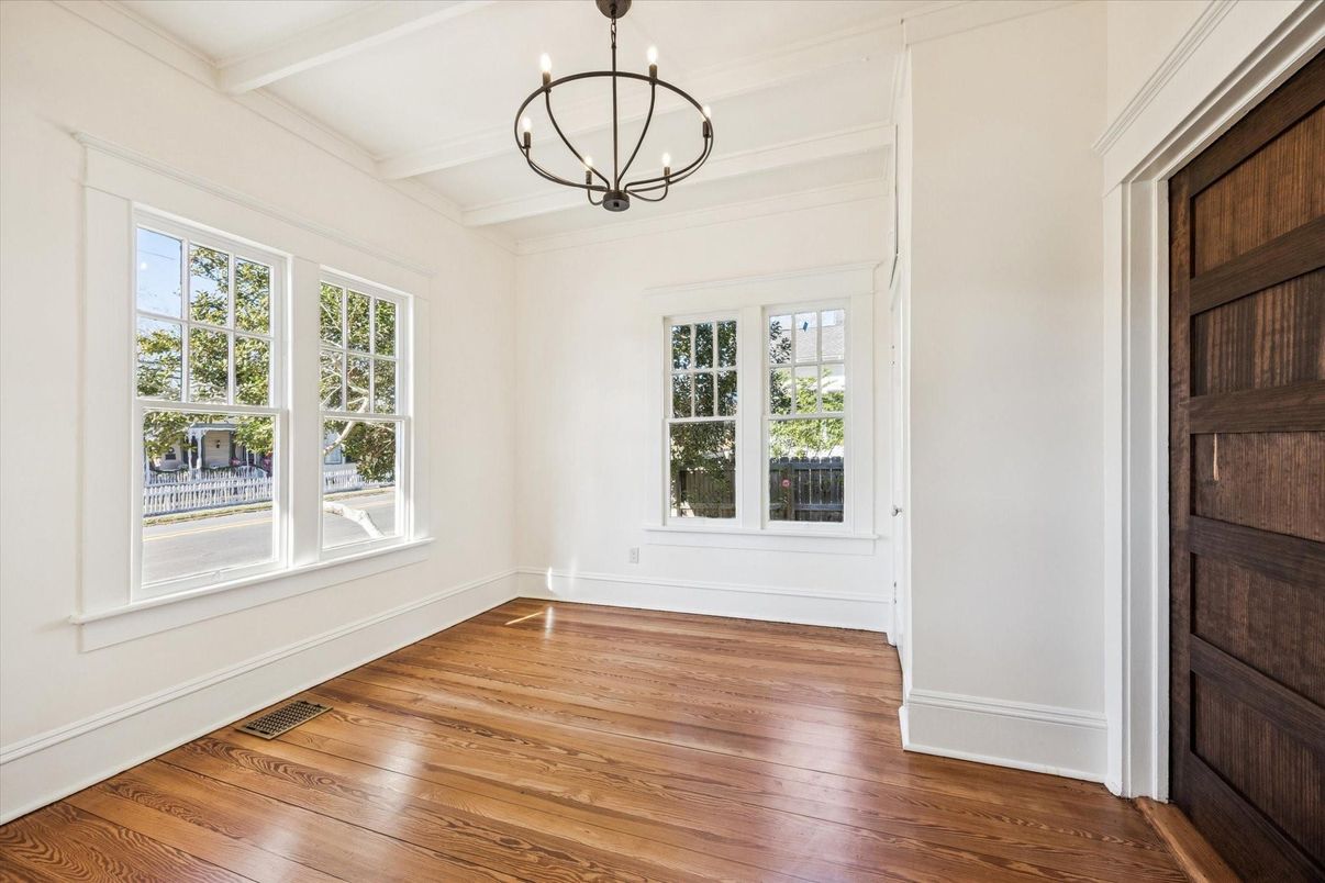 Chandelier, Empty room, Interior, Pendant Lights, Wood Texture Flooring