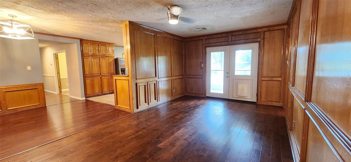Empty room, Interior, Wood Texture Flooring, Wooden Walls