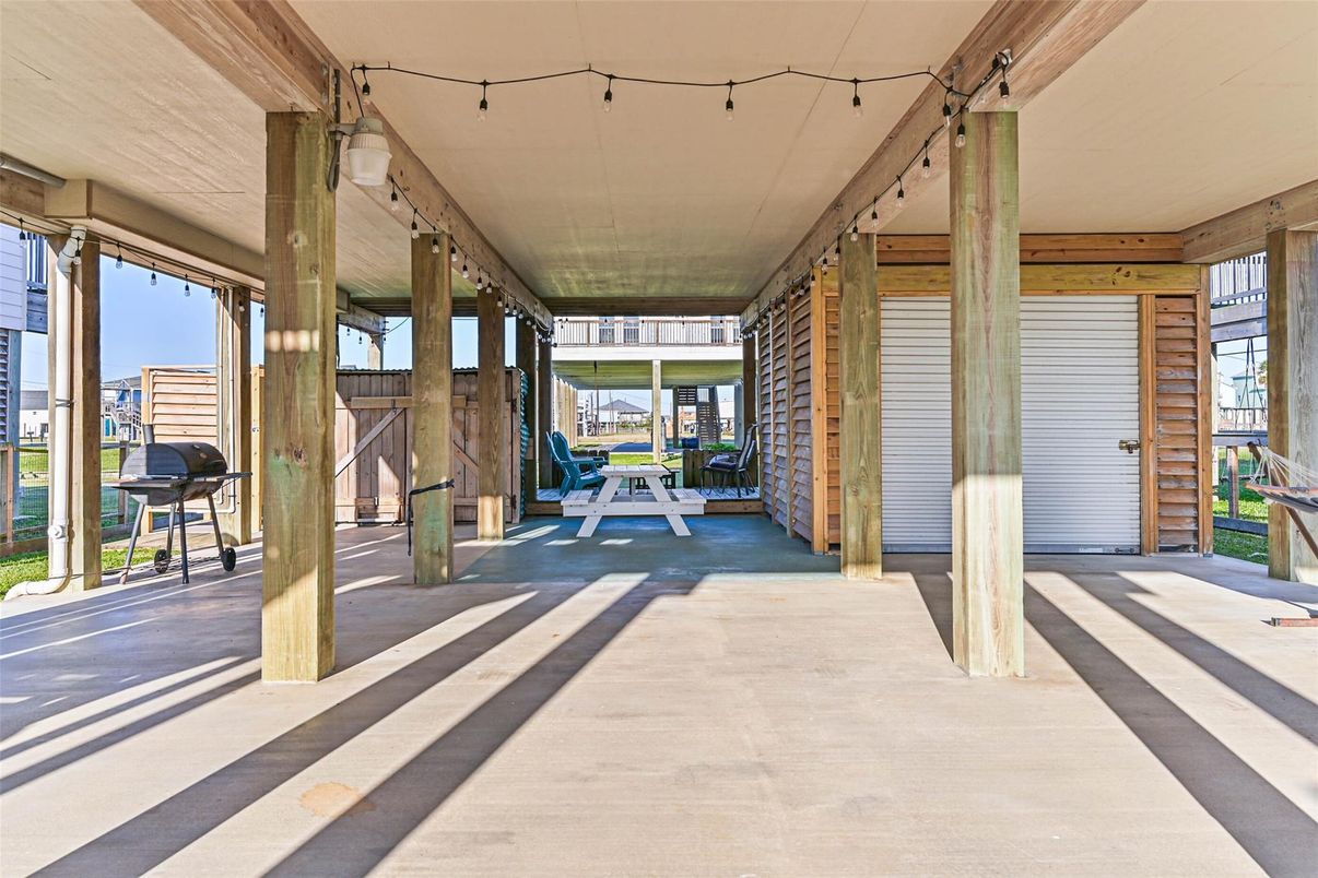 Exterior, Interior, Stone Walls