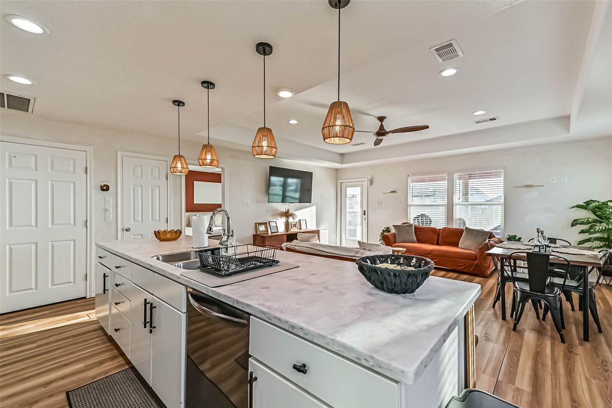 Dining room, Interior, Kitchen, Living room, Pendant Lights, Recessed Lighting, Wood Texture Flooring