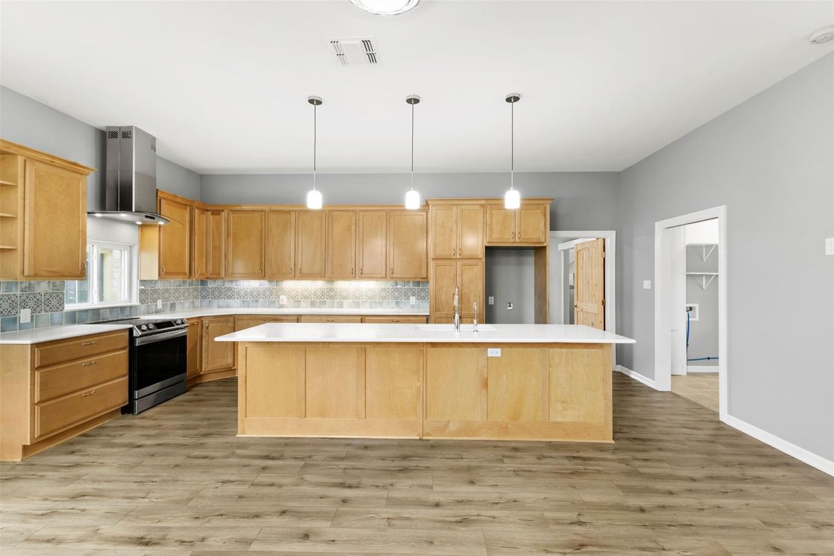 Interior, Kitchen, Pendant Lights, Wood Texture Flooring