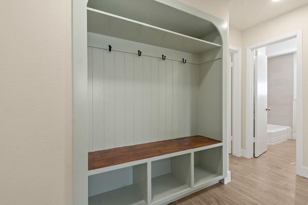 Bathroom, Interior, Recessed Lighting, Wood Texture Flooring