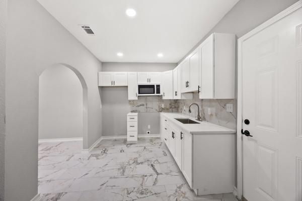Interior, Kitchen, Marble, Recessed Lighting