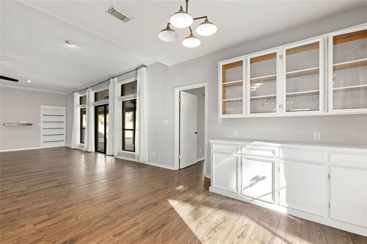 Empty room, Interior, Pendant Lights, Recessed Lighting, Wood Texture Flooring