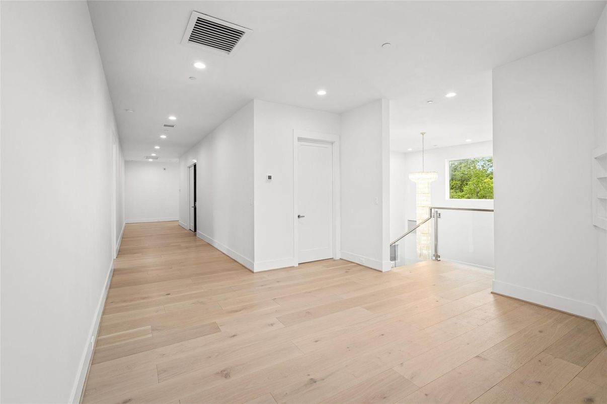 Chandelier, Empty room, Interior, Recessed Lighting, Wood Texture Flooring