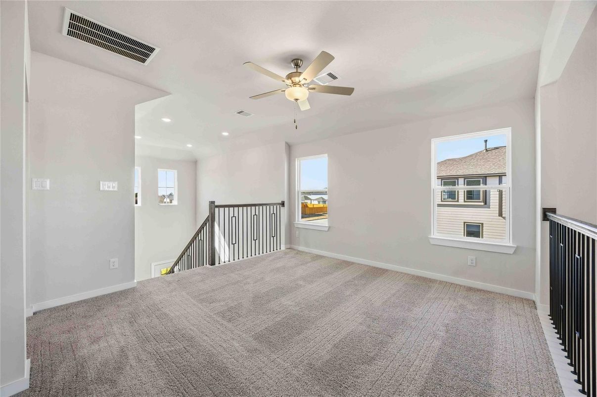 Empty room, Interior, Recessed Lighting