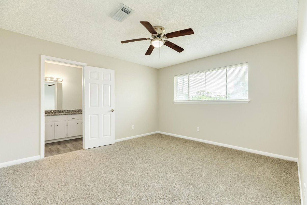 Bathroom, Empty room, Interior