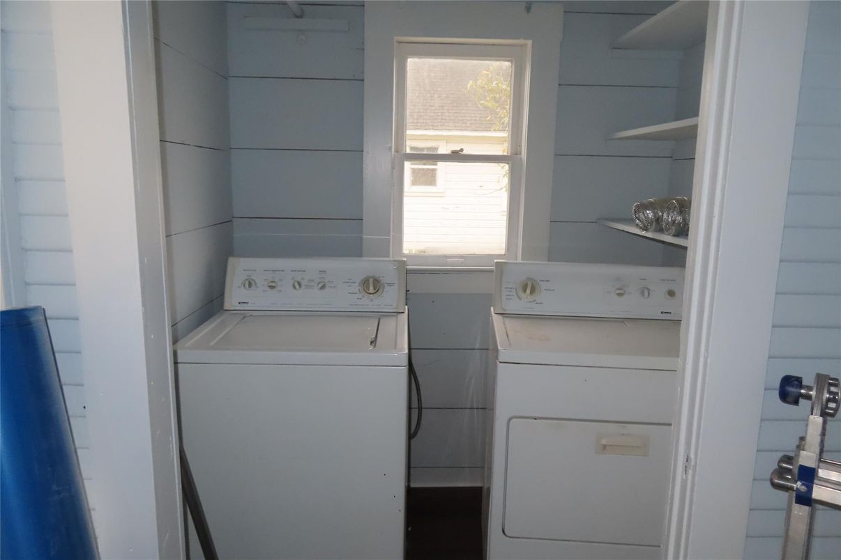 Interior, Utility Closets, Washer